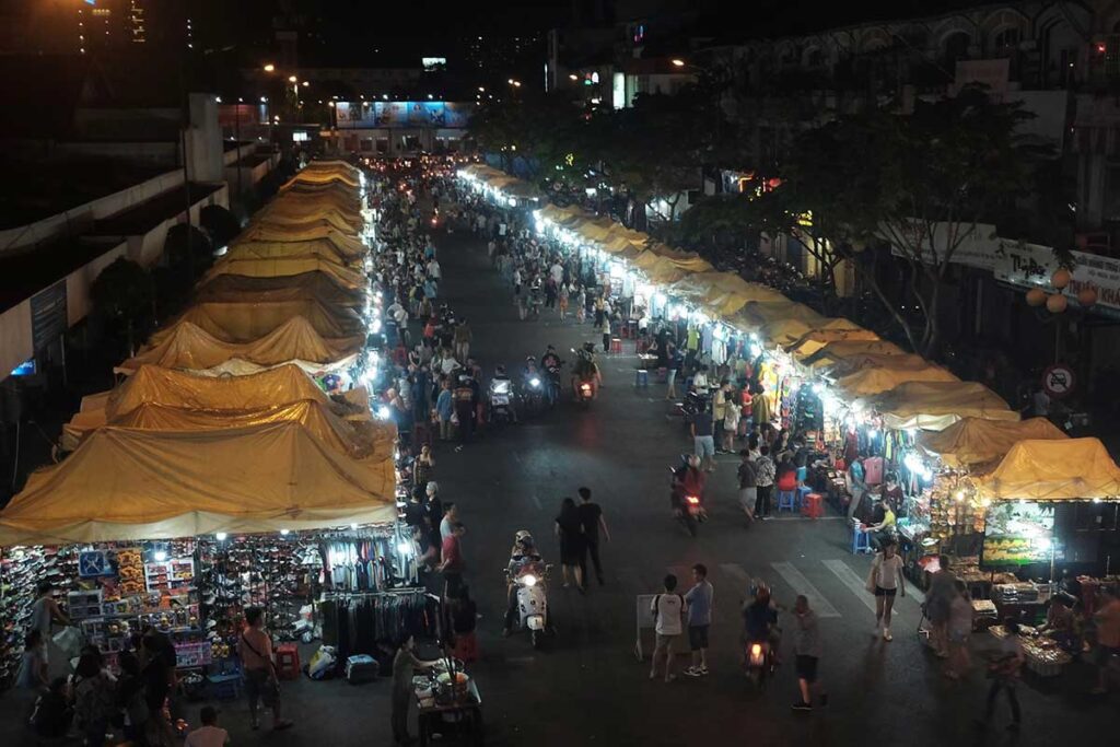 Ben Thanh Night Market - Vietnam Night Markets